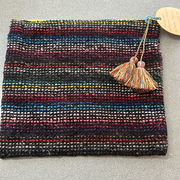 Handmade, Up-Cycled Mexican Poncho Zipper Pouch - Picture 1 of 6